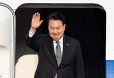 尹대통령 지지율, 1%p 내린 34%…국민의힘 34%·민주당 32%