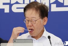 "이재명, 휠체어 탈 때 다가왔다"…단식 9일째, 의사의 소견은