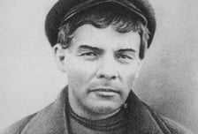 총 맞고도 살아났는데…몸 마비되더니 '어버버', 레닌 쓰러뜨린 뇌경색