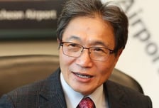 '작고 비싼' 물품은 인천 '하늘길'로 통한다…반도체 등 첨단제품 대부분