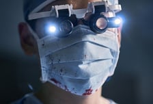 심장 수술 급한데 "다른 병원 가라"…흉부외과 전문의 씨 마른다