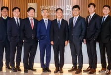 "절세냐 탈세냐는 종이 한장 차이"…스무살 화우 조세그룹의 노하우[로펌톡톡]