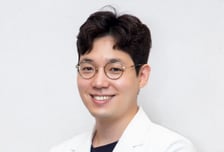 "어쩐지 더 퍼지더라"…쓰는 약 완전히 다른 입속 염증 구별법