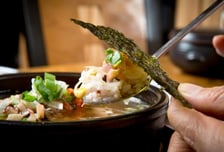 "싱거워" 소금 푹푹 넣는 흡연자들…이 '장기' 망가진다