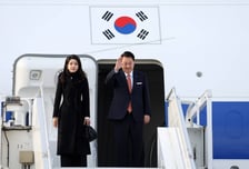 尹대통령 지지율, 36%로 소폭 하락…與 37%·민주 45%