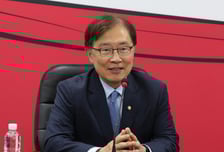 개고기 금지 '홀로 기권'한 최재형 "기권·반대 없어 놀랐다"