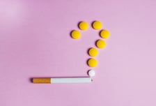 꼬박꼬박 챙겨먹은 비타민, 독 될 수도…태아 기형·흡연자 폐암 유발