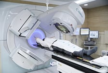 20분 누워 있으면 수술 끝, 일상으로…간암 치료 공식이 바뀐다