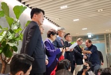 발동동 환자들, 관심없는 의협…"전공의 사직 지지, 파업은 투표"