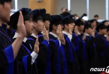 의사 2명 면허 정지 거론되자 의협 "투쟁 견고하게 해" 응수