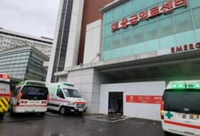 다음주 파국 오나…서울의대 교수들, 복지부 만났지만 "성과 없었다"