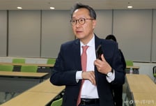 '압수수색 반발' 의협에 복지부 차관 "겁박 아냐…법대로 의료개혁 중"