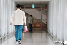 "마통 이자는 내야지"…파업 장기화에 '쿠팡 알바' 뛰는 전공의들