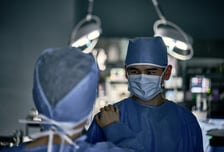 흉부외과·소아과 전공의도 대거 이탈…"소아 심장 의사 대 끊긴다" 우려