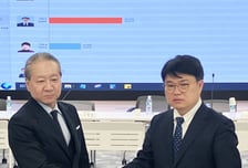 의협 수장 자리 놓고 임현택 vs 주수호 결선행…"누가 되든 날카로운 칼"