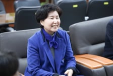 '수원 해결사' 백혜련 "힘있는 3선으로 확실한 지역 발전 가져올 것"