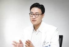 '소리 없는 뼈 도둑' 골다공증…"나이·생활패턴 맞는 약 선택 중요해"