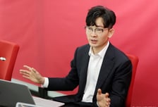 '탈북' 與박충권 "색깔론 철 지났다고? 北, 언제든 포격 가능"[인터뷰]