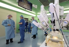 "돈 안 되고 힘든데…누가 해" 의대정원 늘려도 의과학자 없을 거란 의사들