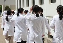 전공의와 떠났던 전임의들 돌아오나?…수련병원 계약률 60% '눈 앞'