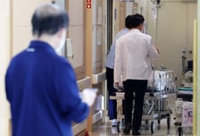 3개월이면 암 2배로 커지는데…의정 대치에 암환자들 "죽음 선고한 것"