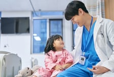 "의사 매년 3000명씩 늘리자" 제안한 곳, 알고 보니 종합병원?