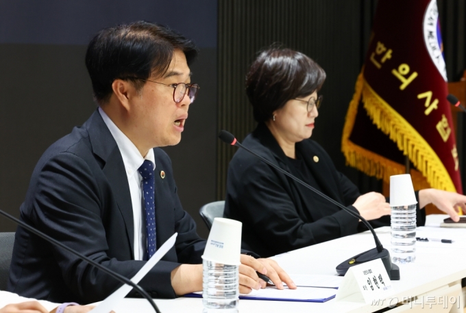 의협·의대교수들 "의대 증원, 공공복리 위협…법원 결정은 끝 아닌 시작"