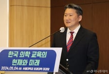 의대 교수들, 정부 의료 정책 참여 '보이콧'…"거수기 역할 거부"