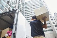 "일용직 전전하거나 택배 일해" 사직 전공의 1646명 생계 지원 요청