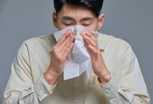 초여름 콧물, 감기인 줄 알았는데…뇌막염까지 부르는 '이 병'?
