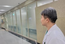 "내년에 오라고? 죽으란 거냐" 울분…아산병원 진료 축소, '뉴노멀' 되나