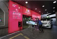 "뇌출혈 등 진료 불가"…의사 없어 응급실 닫은 순천향대천안병원