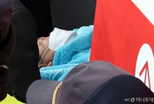 "이재명 전 대표엔 면죄부, 의사는 그의 노예" 의대 교수들의 토로