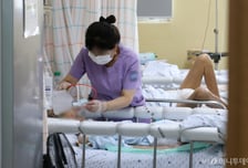 '뜨거운 감자' 어떻게 실렸나…본회의 문턱 넘은 간호법안, 뜯어보니