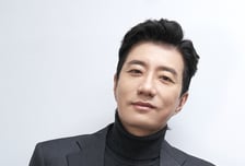 '유어 아너' 김명민, 메소드와 거리 둔 메소드 연기의 대가