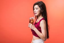 커피 하루 2~3잔 여성의 몸에서 생긴 변화…남자는? '글쎄'