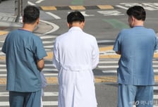 낮 진료·밤 당직 7개월째…"이미 번아웃, 올해 안에 사직" 교수들 호소