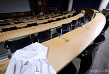 "'의대 족보' 가진 선배=권력"…학교 복귀 못하는 의대생의 속사정
