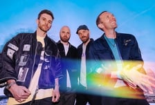 BTS와 협업한 지구 최고 밴드의 10집 '문 뮤직'