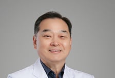 "병원보다 '여기'에 돈 쓰세요" 등산의 계절, 정형외과 의사의 조언