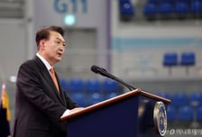 윤 대통령 지지율 24% 취임후 최저…국민의힘 31%·민주당 44%