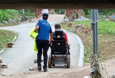 장애인 편의시설은 아직 '후진국'…"인센티브 방식도 고려해야"