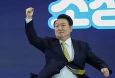 임기 30개월 남은 윤 대통령..."개혁 70%만 완수해도 박수 받을 것"