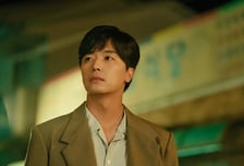 연우진, 불혹에 되찾은 로맨틱 설렘의 얼굴