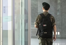 의대생은 일반병으로, 사직 전공의는 군의관으로…운명 갈렸다