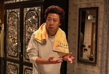 김윤석의 코믹 연기는 봐야지! 예매 클릭 '대가족'