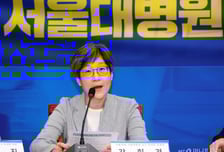 "의협, 달라질 가능성 안 보여서" 강희경 서울의대 교수, 회장 출마 선언