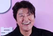 송강호가 명연기로 알려주는 배구의 매력 '1승'