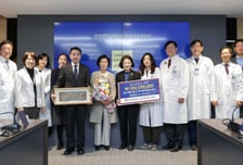 최영길 전 경희의료원장, 경희대의료원에 2억 기부…"중인의학상 제정"