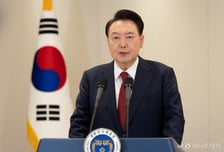 윤 대통령 지지율 11%…"탄핵 찬성" 75%·"이재명 신뢰" 41%
